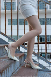Exquisite Fashion Series Featuring Xiao Jie in IESS SXJ No.1914 - image 75