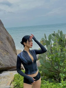 Diệp Lâm Anh Showcases Bold Fashion Choices and Confident Style - image 0