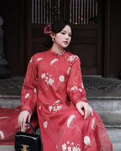 Elegant Red Ao Dai: Vietnamese Fashion Trends for the Lunar New Year Celebrations - image 4