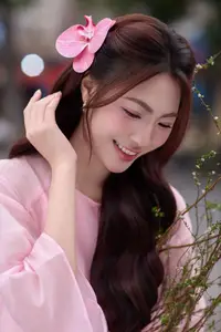 Gentle Pink Ao Dai: Vietnamese Beauty Shines by Hoan Kiem Lake in Spring Hanoi - image 2
