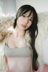 Neko’s 'First Magnitude Star' Vol. 1: A Radiant New Digital Photo Book from FRIDAY Magazine - image 13