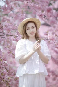 YiTuYu Art Language Vol.4455: Qi Qi Si Shi Jiu Portrait Photography Gallery - image 15