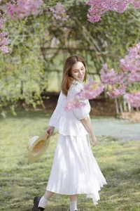 YiTuYu Art Language Vol.4455: Qi Qi Si Shi Jiu Portrait Photography Gallery - image 2