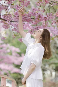 YiTuYu Art Language Vol.4455: Qi Qi Si Shi Jiu Portrait Photography Gallery - image 4
