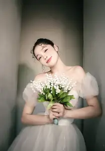 VGU No.178: Sweet Moment: Beautiful Bride Shines in Her Wedding Gown - image 4