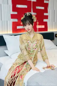 XiuRen No.10567: Yue Er Yue Er's Enchanting Traditional Bridal Photoshoot - image 3