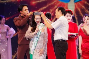Who is the Phu Tho Beauty Crowned Runner-Up at Mrs Earth Vietnam 2024? - image 4