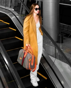 Ho Ngoc Ha Style Guide: Mastering the Art of Sophisticated Luxury Fashion and Designer Pairings - image 5