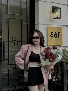 The Evolution of Lê Thùy Trang: From School Days to Quan A.P's Wife - image 1