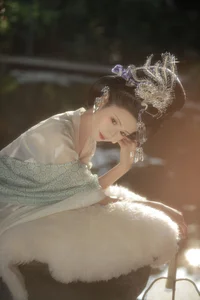 YiTuYu Art Language Vol.8109 Featuring Model Yu Jin: A Stunning 22-Photo Artistic Collection - image 20