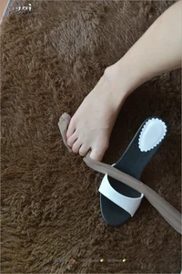 IESS Silk Foot Bento 146: Shan Shan in Bare Feet and White Slippers - image 55