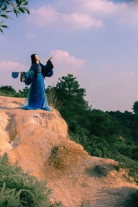 YiTuYu Art Language Vol.7889 Shen Ci Xing Xing: Vibrant Modern Fashion - image 11