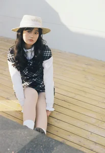 YiTuYu Art Language Vol.10418: Featuring Bao Mao Mian Yang Portrait Collection - image 10