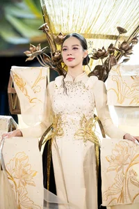 Top 10 Most Stunning National Costumes at Miss Grand Vietnam Featuring Le Nam - image 2