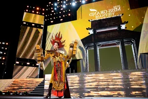 Top 10 Most Stunning National Costumes at Miss Grand Vietnam Featuring Le Nam - image 4