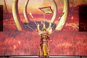 Top 10 Most Stunning National Costumes at Miss Grand Vietnam Featuring Le Nam - image 0