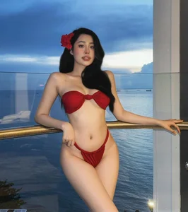 Saigon Fashionista Born in the Year of the Dragon Flaunts Sculpted Physique and Timeless Beauty - image 8