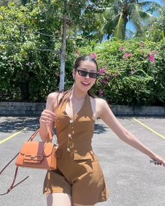 Saigon Fashionista Born in the Year of the Dragon Flaunts Sculpted Physique and Timeless Beauty - image 0