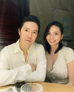 Vietnamese Singer Lê Hiếu and Wife Share Romantic Travel Moments - image 3