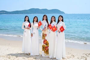 Miss Universe Vietnam Contestants Shine in Exquisite Traditional Ao Dai Collections - image 8