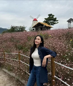 Miss Vietnam 2020 Top 10 Finalist Reveals Stunning Postpartum Beauty - image 6