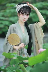 Elegant Portraiture: YiTuYu Art Language Vol.7196 Featuring the Stunning Zhou Zhou Ay - image 2