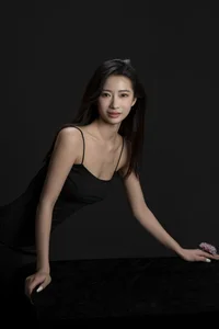 Yang Yang Captivates in Art Language Vol.6850: Modern Aesthetic Excellence - image 9
