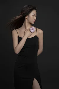 Yang Yang Captivates in Art Language Vol.6850: Modern Aesthetic Excellence - image 17