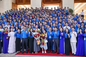 Vietnam’s Strategic Path: Implementing the Resolution of the 14th National Party Congress for Economic Growth - image 15