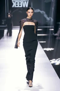 Dianka Zakhidova Shines at Vietnam International Fashion Week - image 6