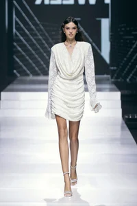 Dianka Zakhidova Shines at Vietnam International Fashion Week - image 3