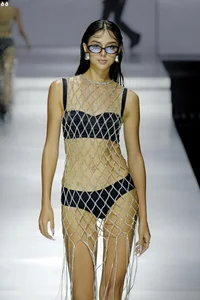 Dianka Zakhidova Shines at Vietnam International Fashion Week - image 5