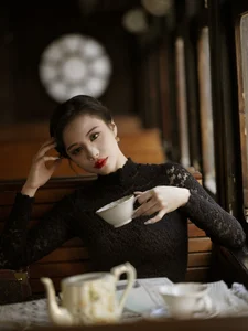 Artistic Portraiture with Er Jia Liu in YiTuYu Art Language Vol.6463 - image 0
