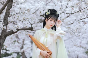 YiTuYu Art Language Vol.7119: The Captivating Zhou Zhou Ay Collection - image 5