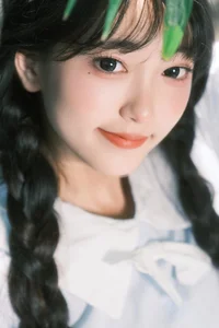 The Elegant Aesthetic of YiTuYu Art Language Vol.5764 Er Liang Feng Yue - image 0