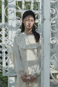 YiTuYu Art Language Vol.7973 Hu Die Mei Mei: Captivating Beauty and Creative Art Photography - image 8