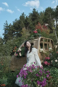 YiTuYu Art Language Vol.7973 Hu Die Mei Mei: Captivating Beauty and Creative Art Photography - image 16