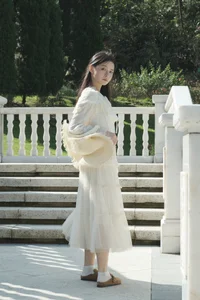 YiTuYu Art Language Vol.7973 Hu Die Mei Mei: Captivating Beauty and Creative Art Photography - image 18