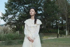 YiTuYu Art Language Vol.7973 Hu Die Mei Mei: Captivating Beauty and Creative Art Photography - image 5