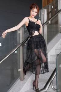 Elegant Black Lingerie Portrait Series Featuring Bai Zhi YY - XiuRen No.11016 Artistic Fashion Photography Collection - image 20