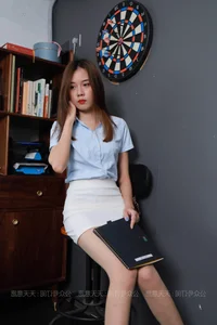 IESS 825: Xi Gua Stars in the Sophisticated 'Capable Long-Legged Secretary' Collection - image 52