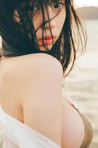 Kikuchi Hina: Captivating Moments in PHOTO BOOK Part02 - Discover Her Alluring Charm - image 1
