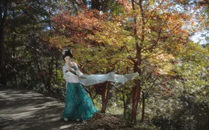 YiTuYu Art Language Vol.8085 Featuring Model Yu Jin - 25P Collection - image 4