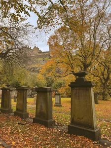 Autumn Magic in Edinburgh: A Fairytale Escape to Scotland - image 4