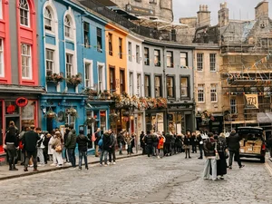 Autumn Magic in Edinburgh: A Fairytale Escape to Scotland - image 0