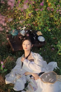 YiTuYu Art Language Vol.7773 Featuring Mu Er Dong Le Photography Collection - image 1