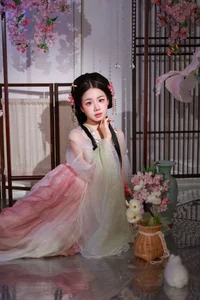 YiTuYu Art Language Vol.6862: Featuring the Graceful Xiao Du Tong Xue - image 11