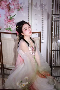 YiTuYu Art Language Vol.6862: Featuring the Graceful Xiao Du Tong Xue - image 23