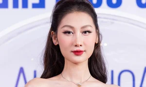 Anh Thu Steals the Spotlight at Vietnam Fashion Week Launch with Bold Style - image 8