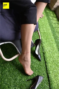 Elegant Mid-Calf Hosiery Collection Featuring Hua Hua - IESS SiZuBianDang 214 - image 40